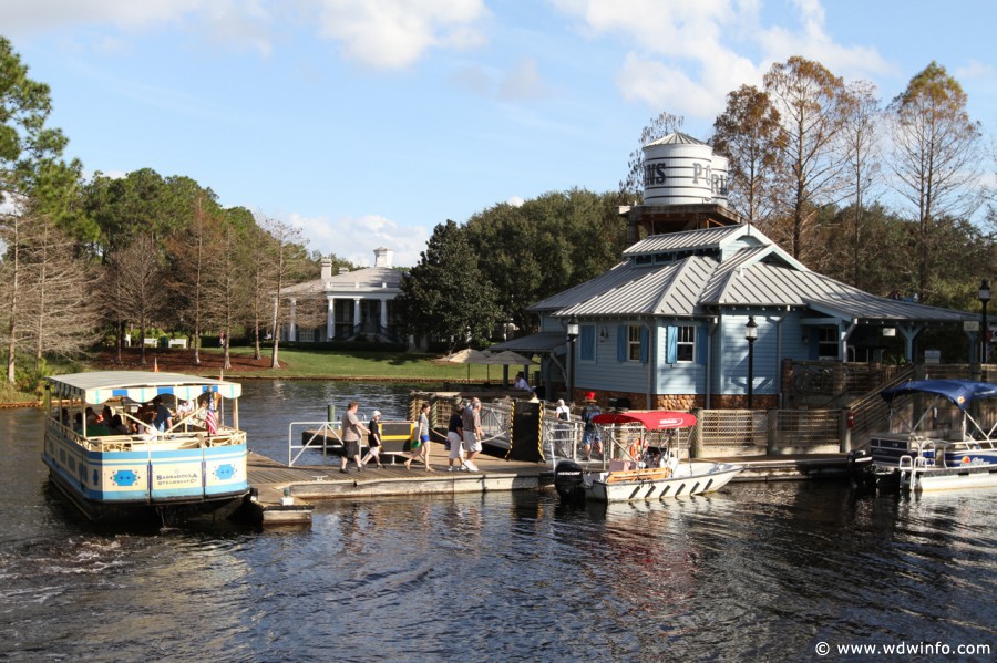 Port-Orleans-Rentals-Marina-11