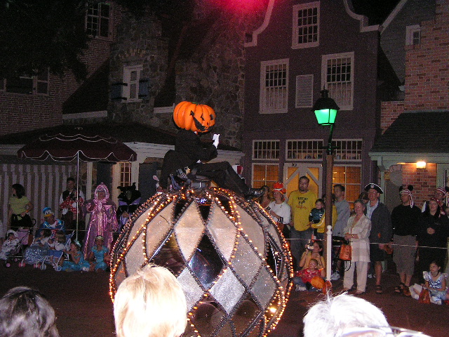 Pumpkin Head