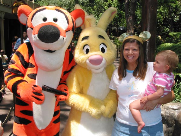 Rabbit_and_Tigger