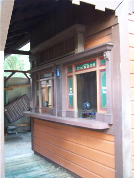RC ticket booth