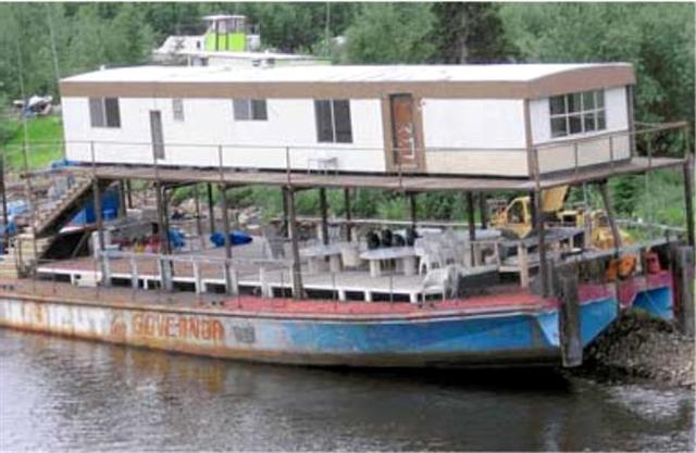redneck_houseboat_2_Small_