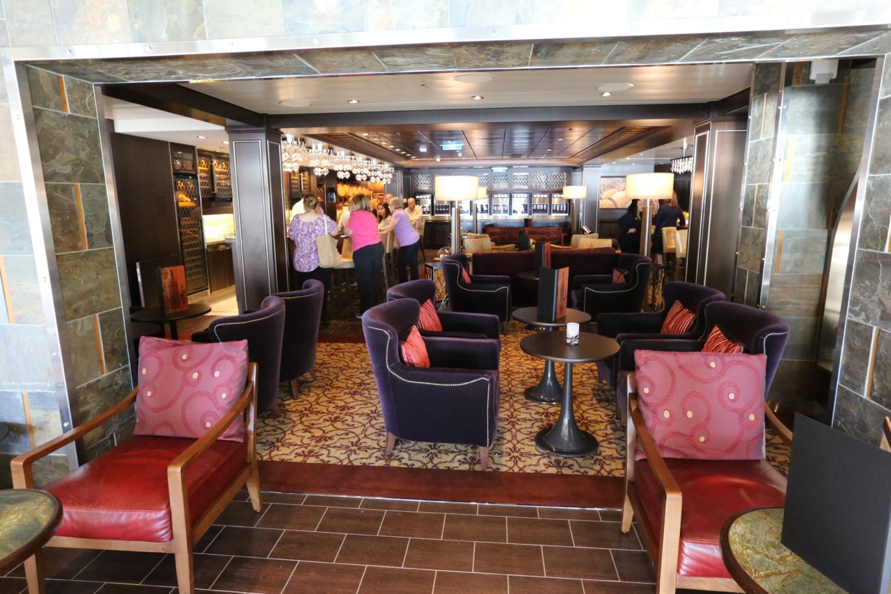 Restaurants-Dining-222