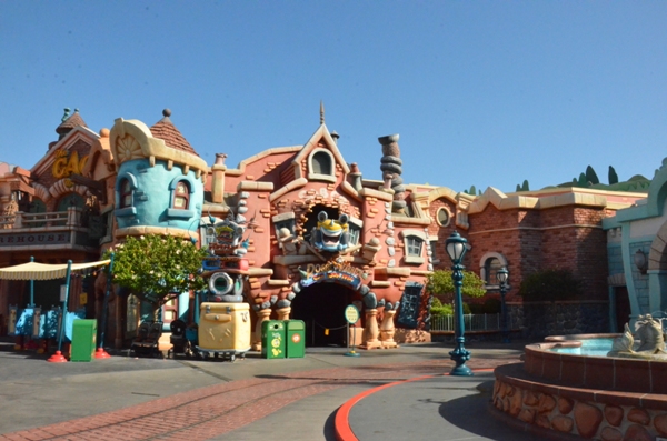 Roger_Rabbit_Exterior
