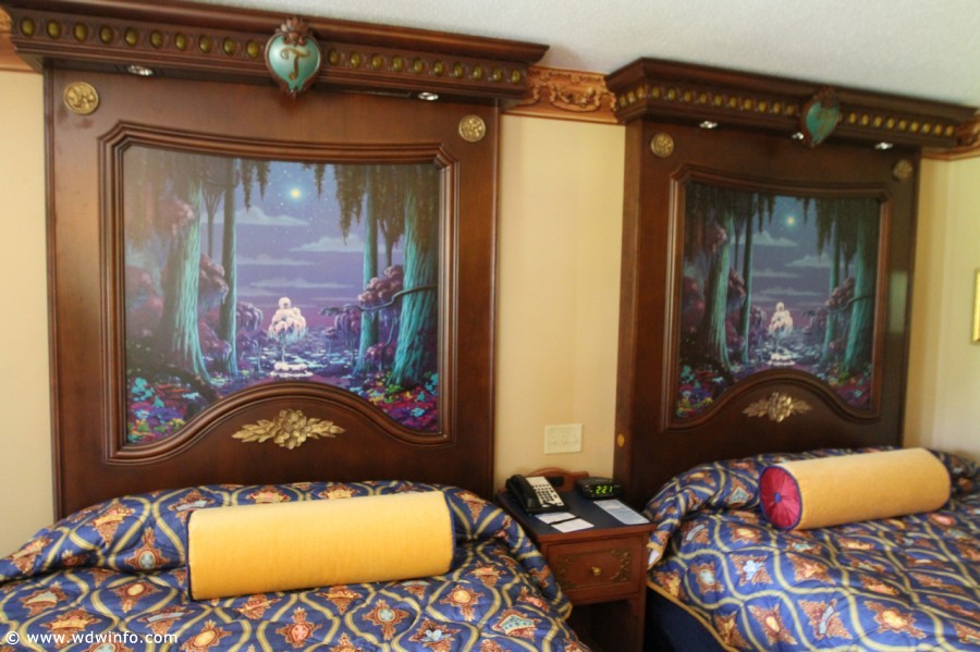 royal-guest-rooms-003