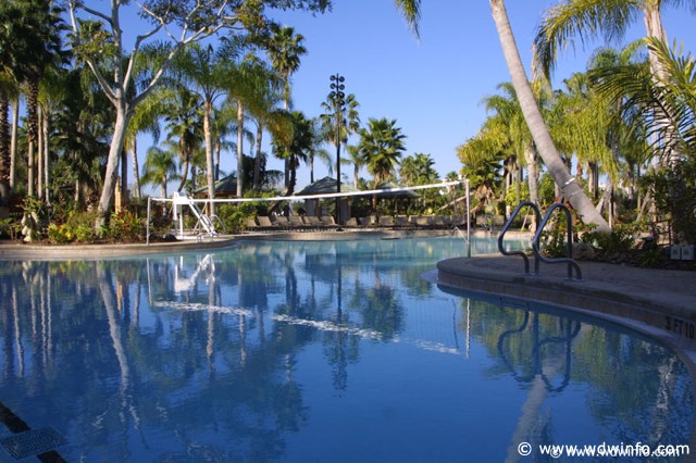 Royal_Pacific_-_11