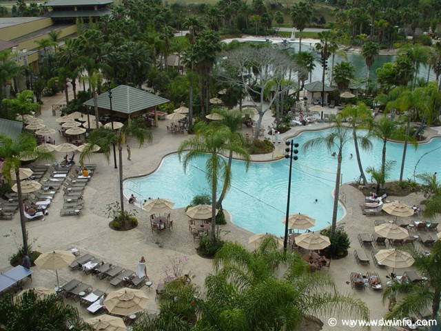Royal_Pacific_-_42