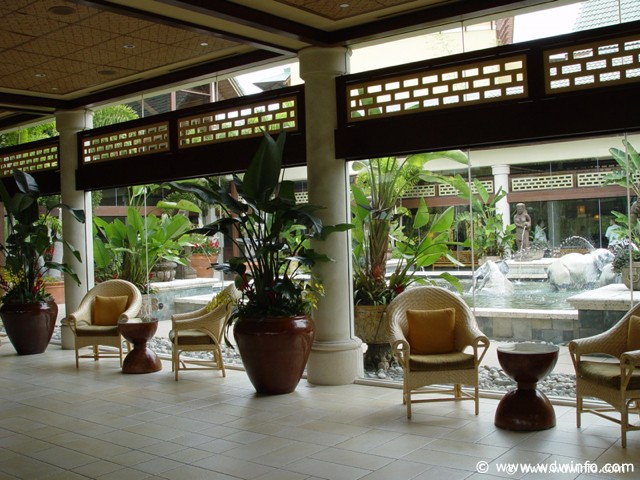 Royal_Pacific_-_46