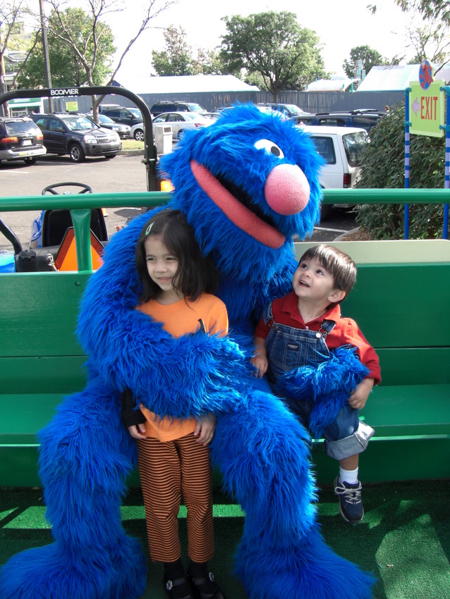 Sesame Place - Hayless Hayride with Grover