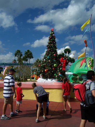 seusslandxmas1