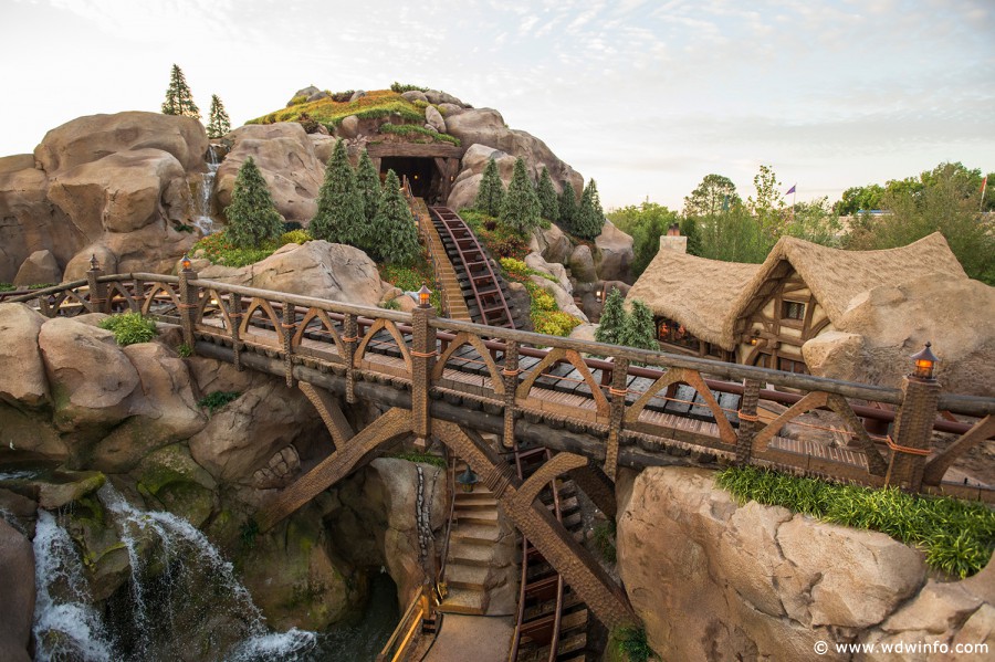 Seven-Dwarfs-Mine-Train-021