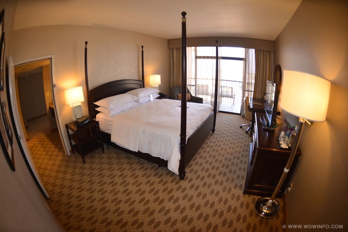 Sheraton-Anaheim-Hotel-17
