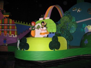 Small World
