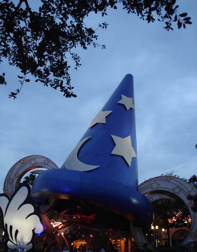 Sorcerer's Hat at dusk