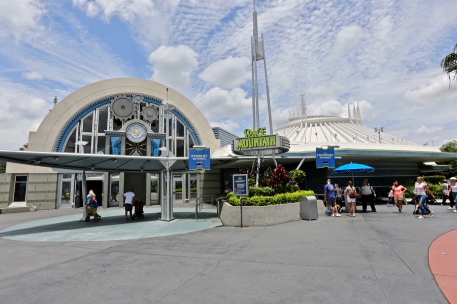 Space Mountain-2