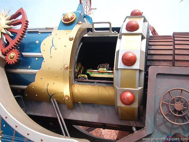 Space Mountain: Columbiad cannon
