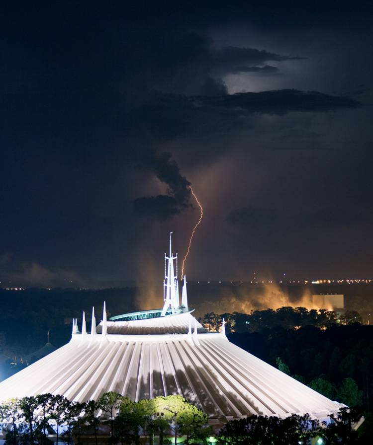 Space Mountain Lightening