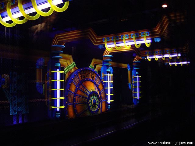 spacemountain: electro de-velocitor