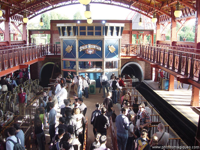 spacemountain: station