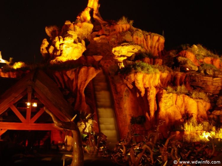 Splash_Mountain_03