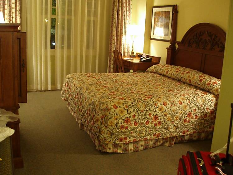 SSR master bedroom
