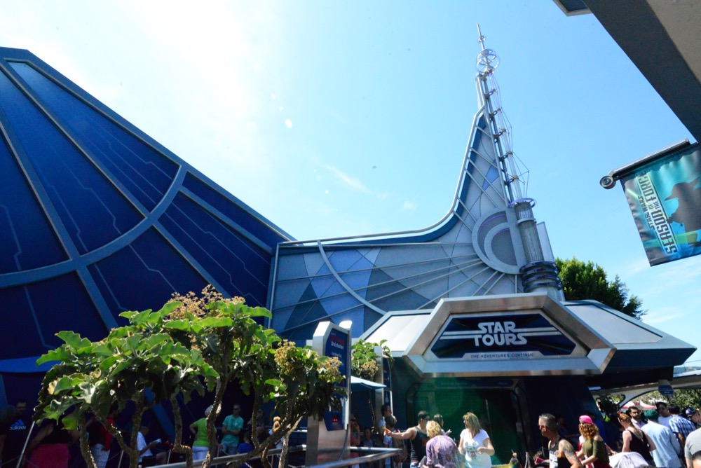 Star-Tours-04