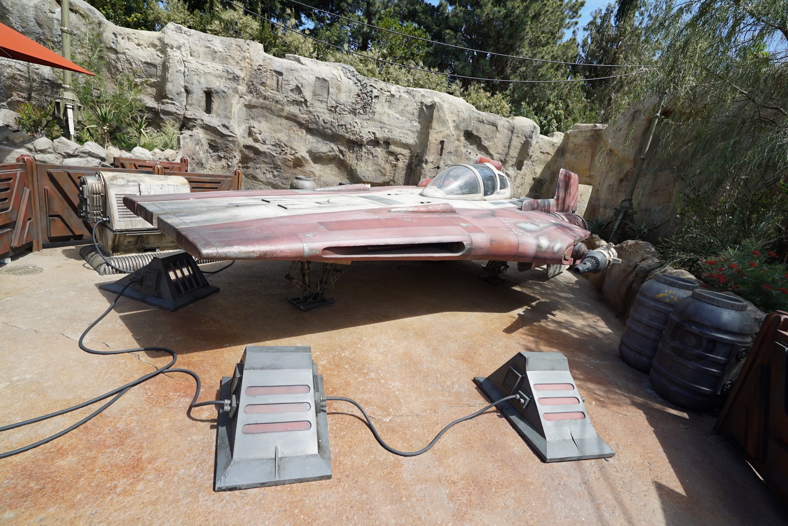Star Wars Galaxy's Edge 018.jpg