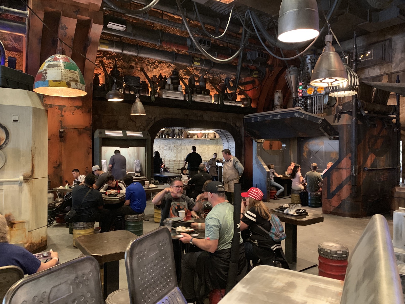 Star Wars Galaxy's Edge 115.jpg