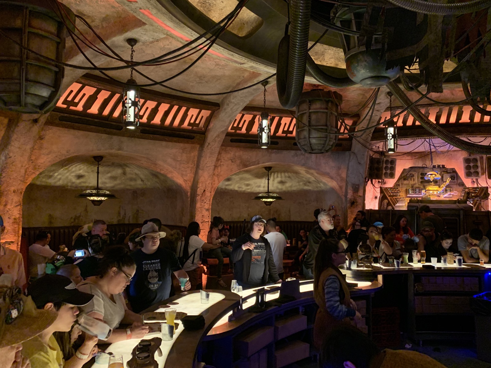 Star Wars Galaxy's Edge 121.jpg