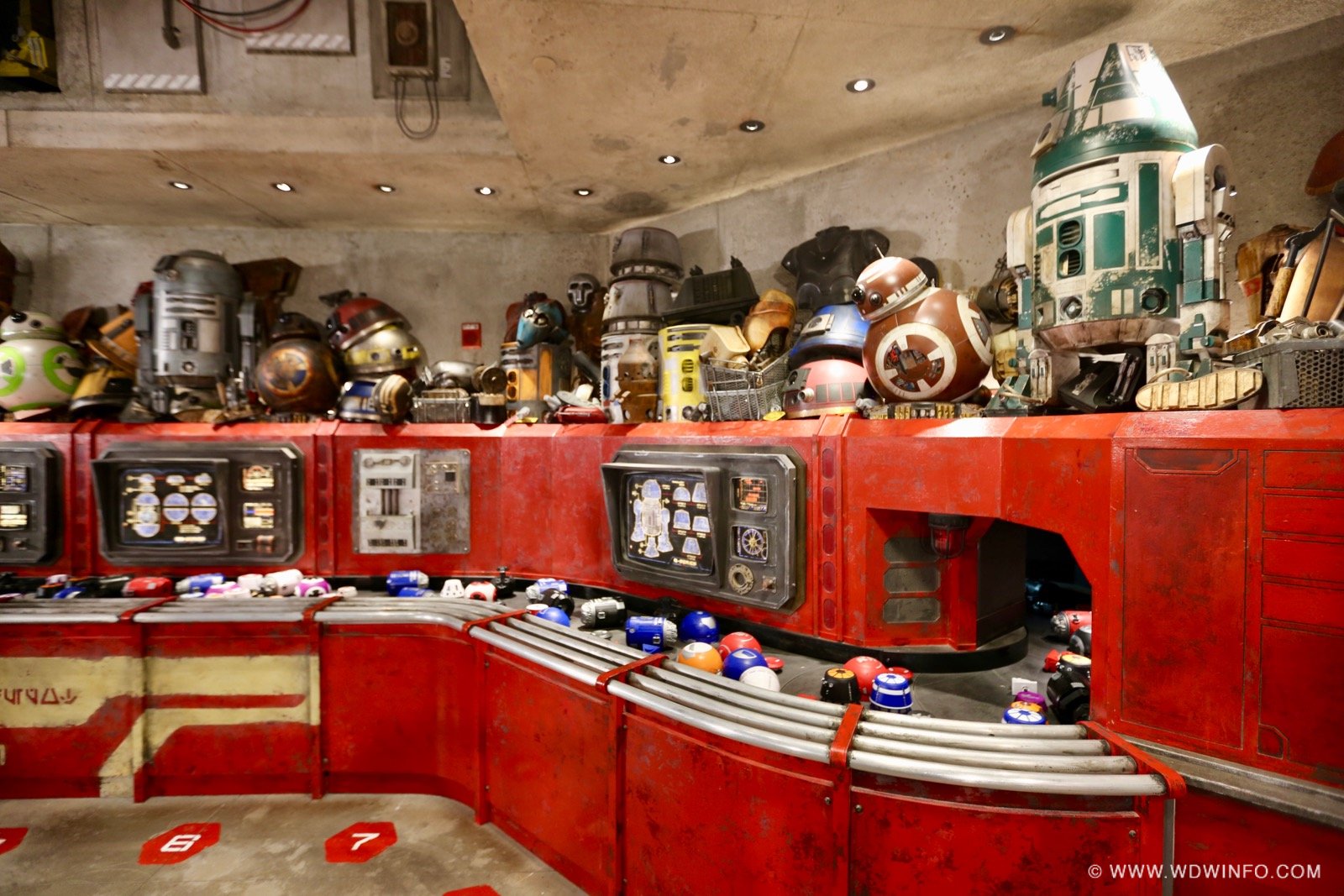 Star-Wars-Galaxys-Edge-124.jpg