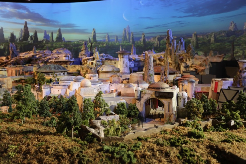 Star-Wars-Land-005