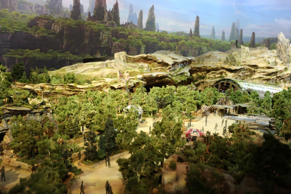 Star-Wars-Land-007