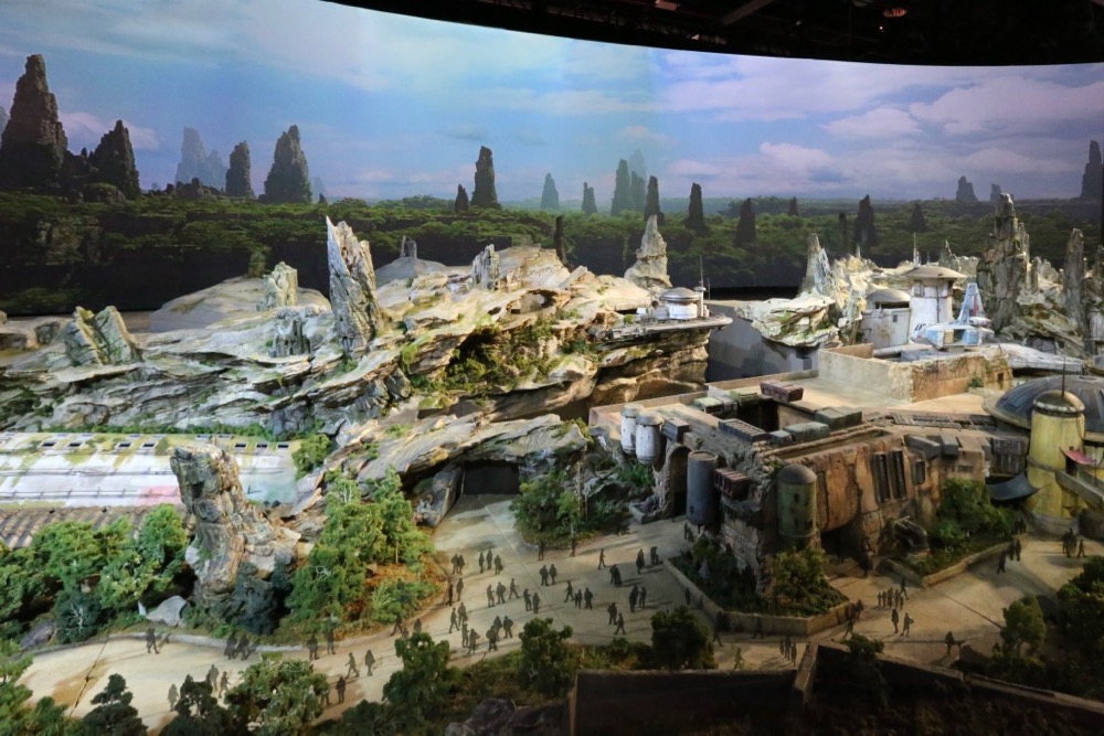 Star-Wars-Land-012