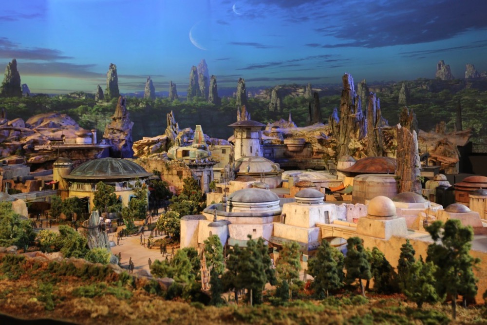 Star-Wars-Land-013