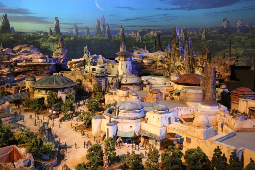 Star-Wars-Land-015