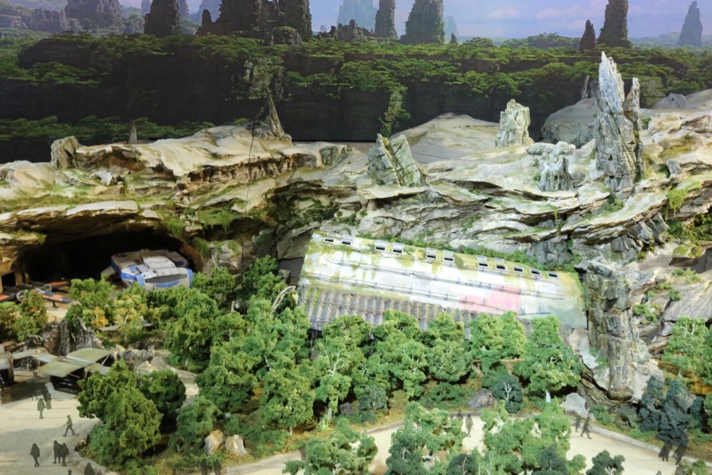 Star-Wars-Land-018