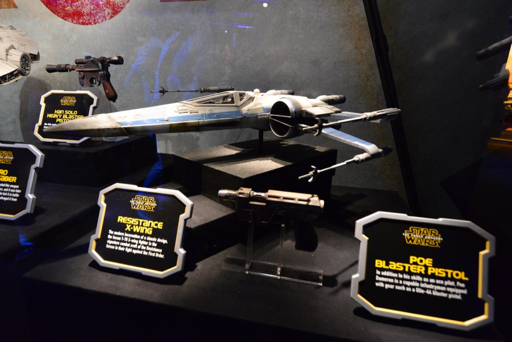 Star-Wars-Launch-Bay-42