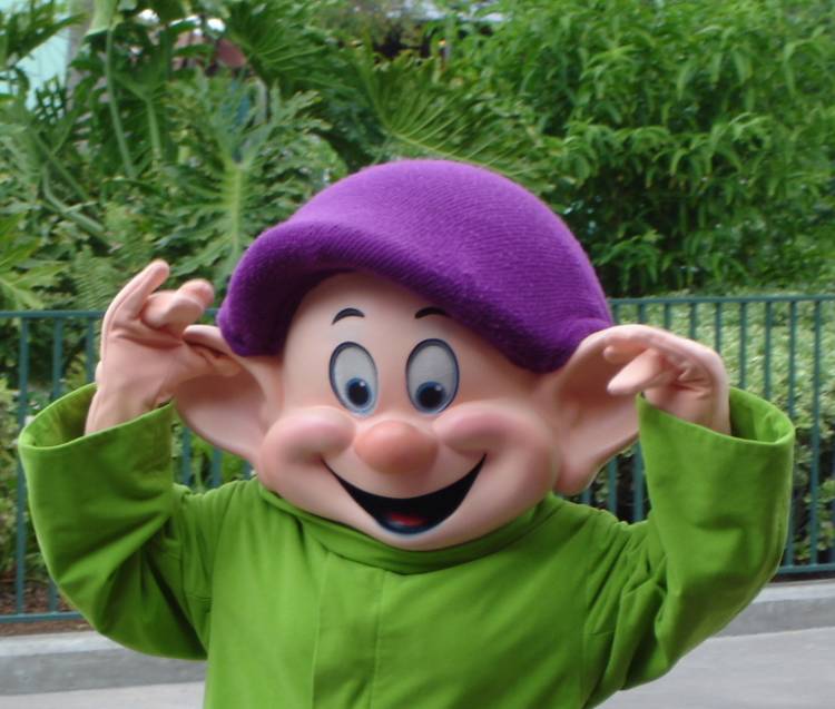 Stars and Motor Cars Parade - Dopey