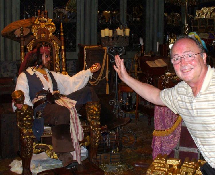 Stealing Jack Sparrow's treasure