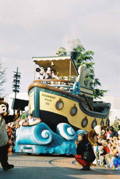 Steamboat Willie float