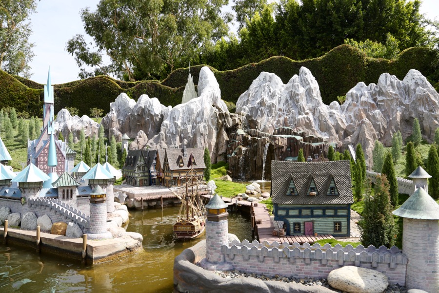 disney storybook land