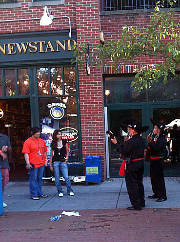 street_performer