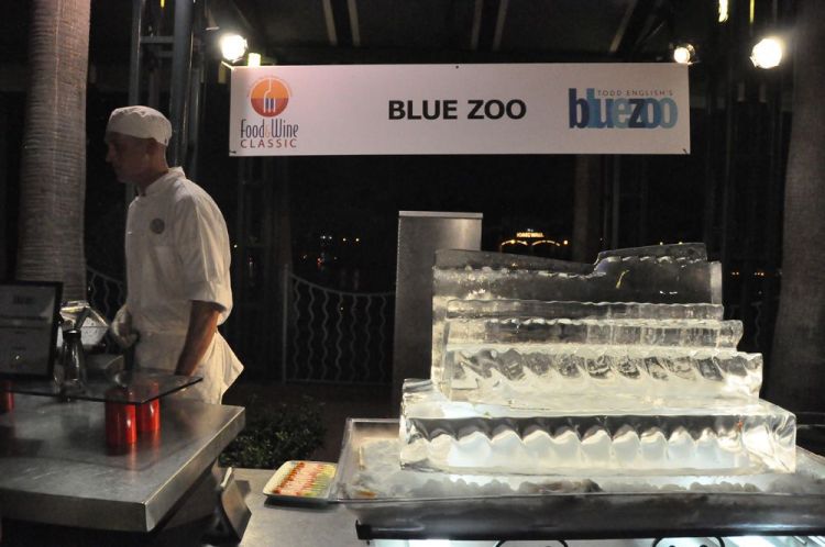swan_dolphin_foodandwine20100076