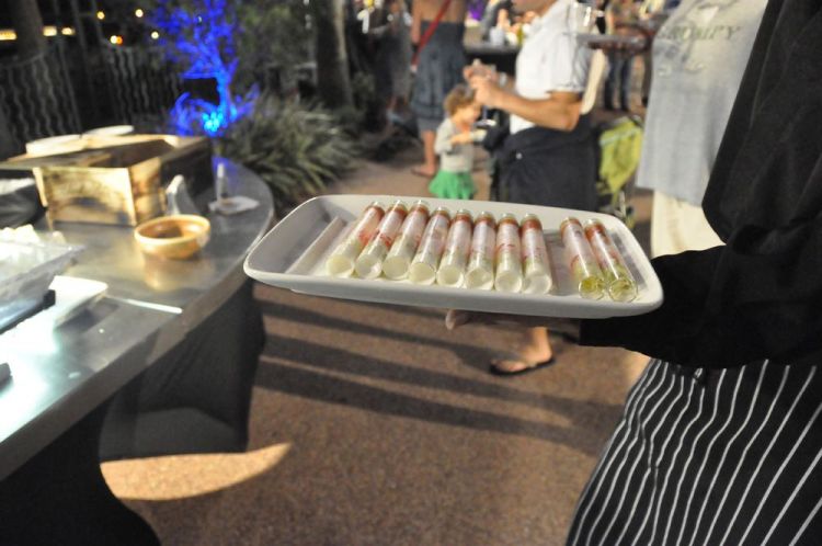 swan_dolphin_foodandwine20100079