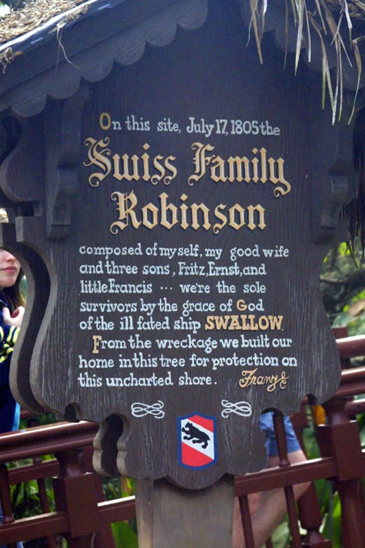 Swiss-Family-Treehouse-01