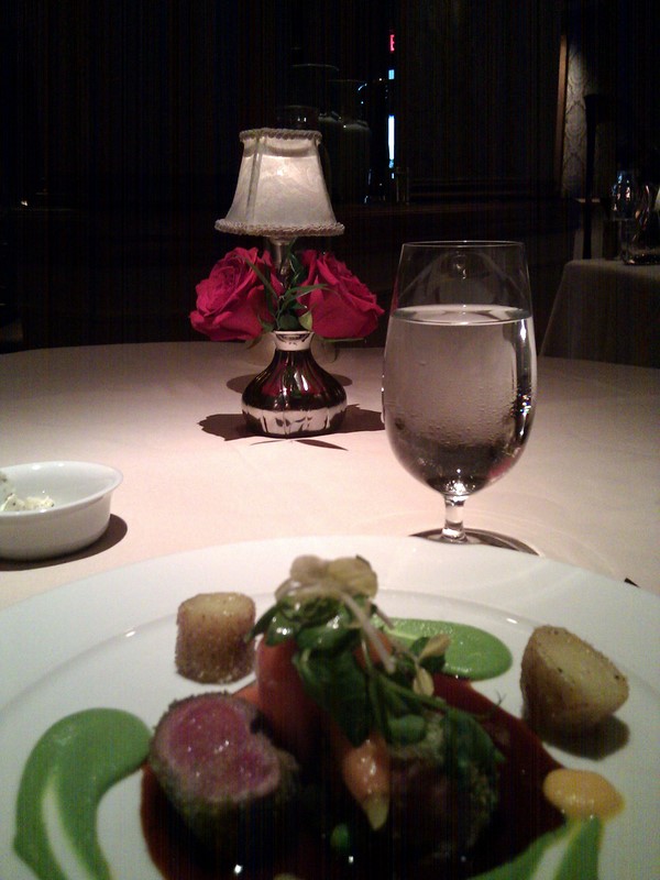 Table setting at Victoria and Albert