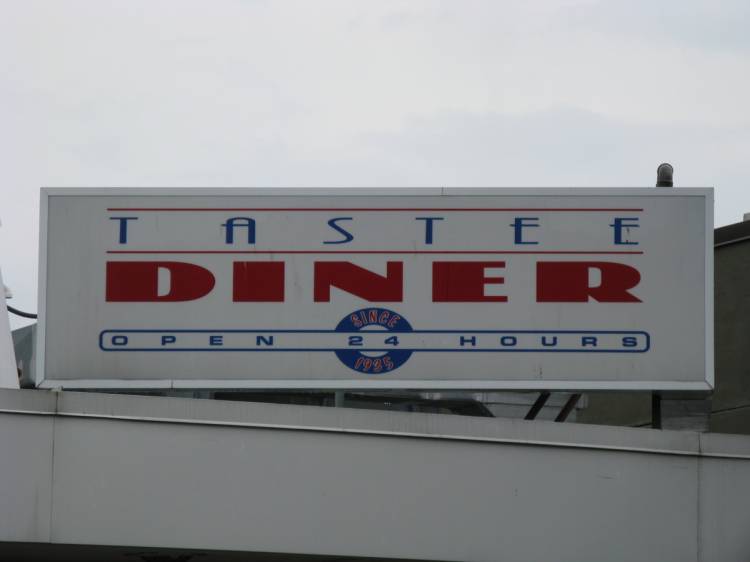 Tastee Diner - Sign