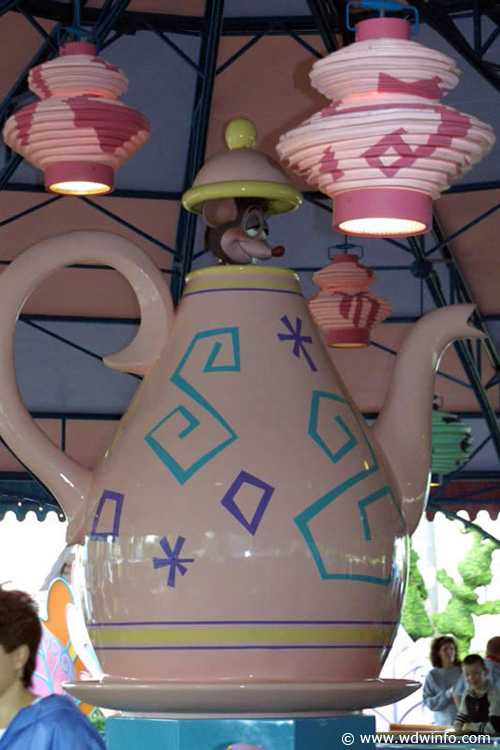 Tea-Party_01