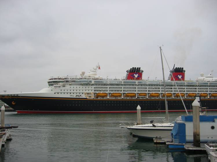 The Magic Arrives at San Pedro - 2005