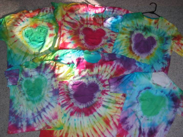 tie_dye_shirts