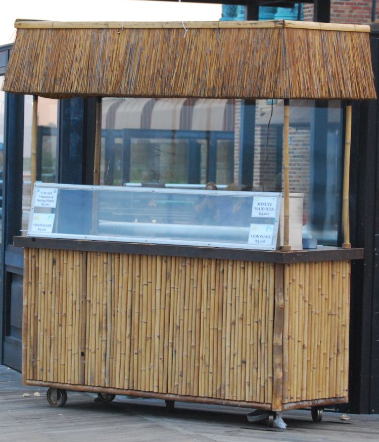 Tiki_Hut